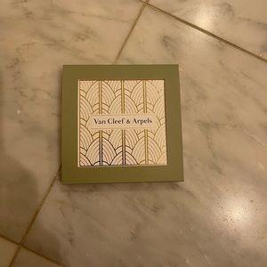 Van Cleef Shining Cloth and Box